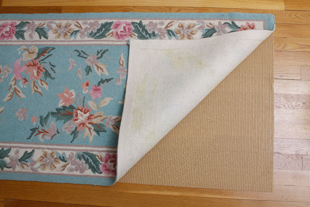 Hooked Floral Runner Rug