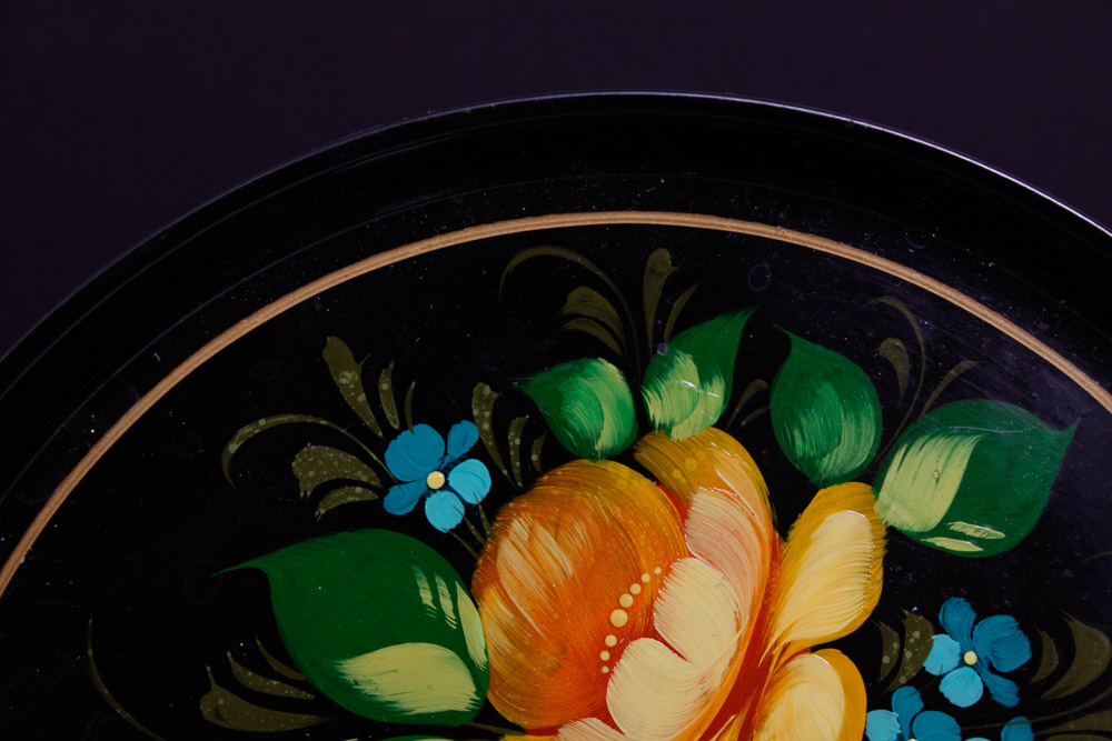 Glass Set with Two Trays