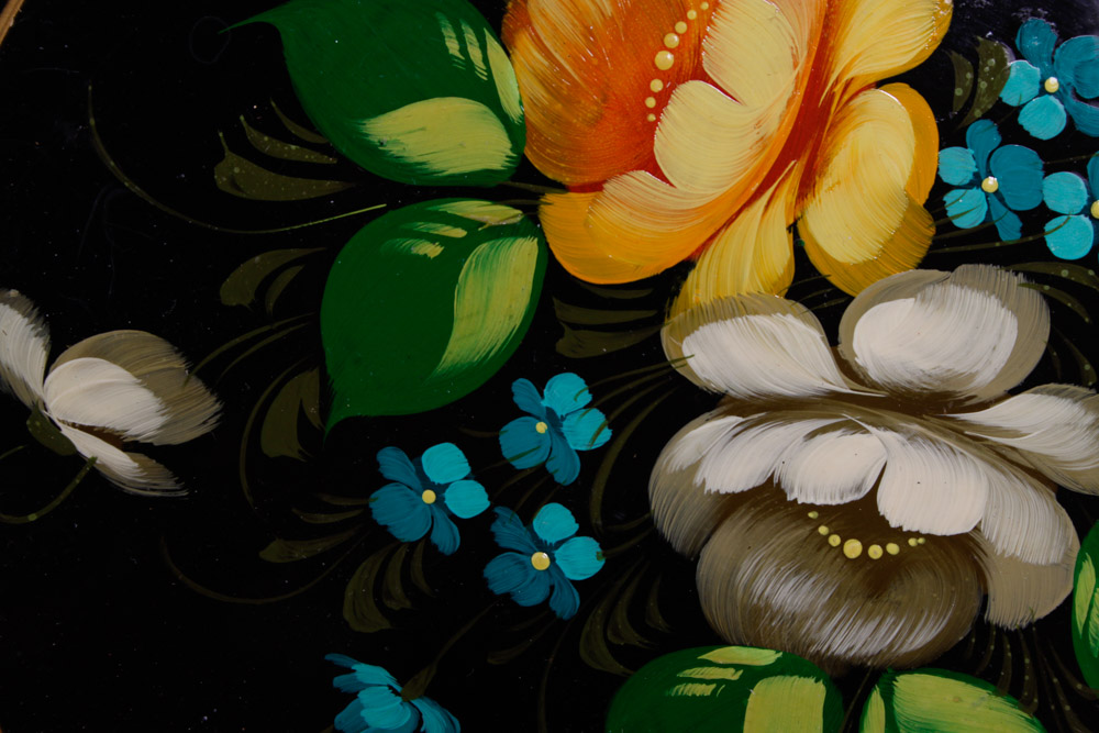 Glass Set with Two Trays