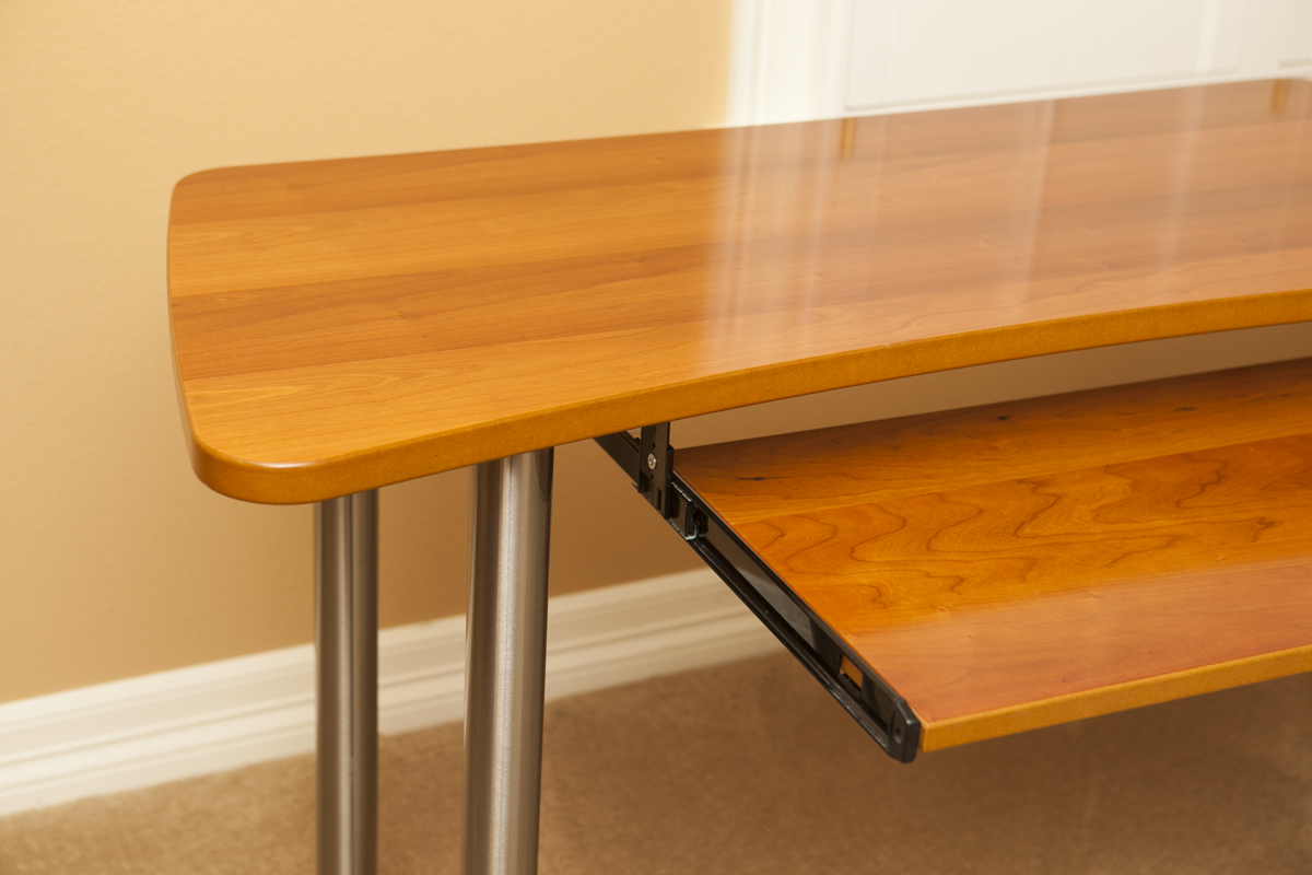 Scandinavian Design Workstation Desk