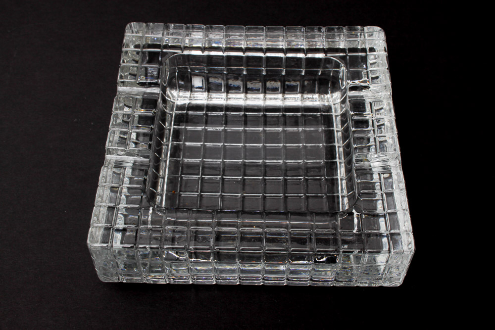 Glass Ash Recepticals