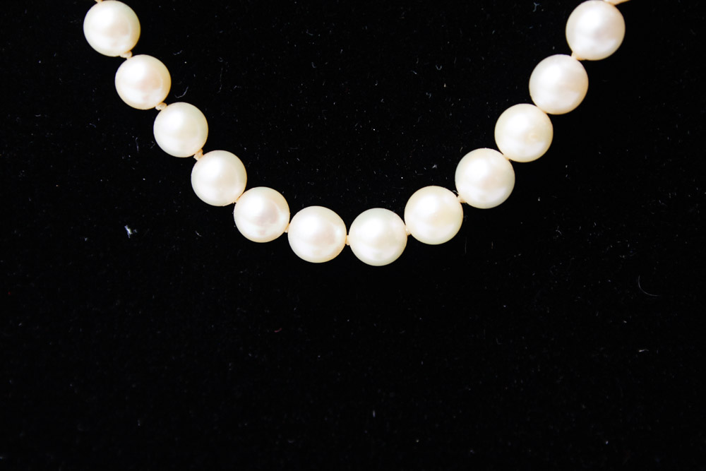 Cultured Pearl Necklace and Earrings