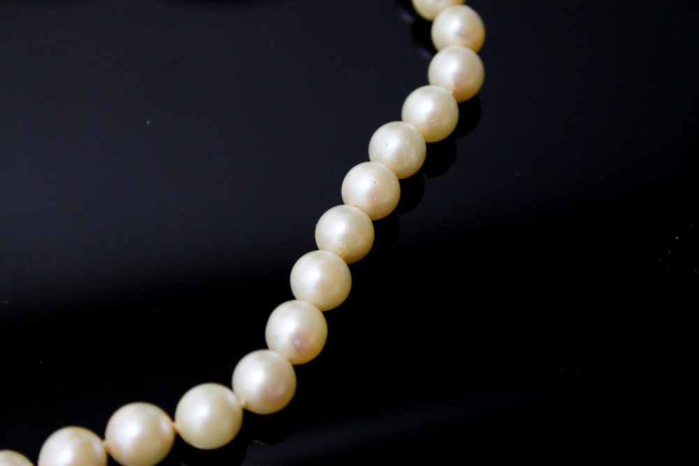 Cultured Pearl Necklace and Earrings