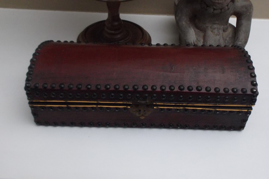 Assortment of Decorative Items