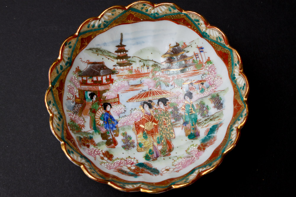 Head Painted Japanese Ceramics