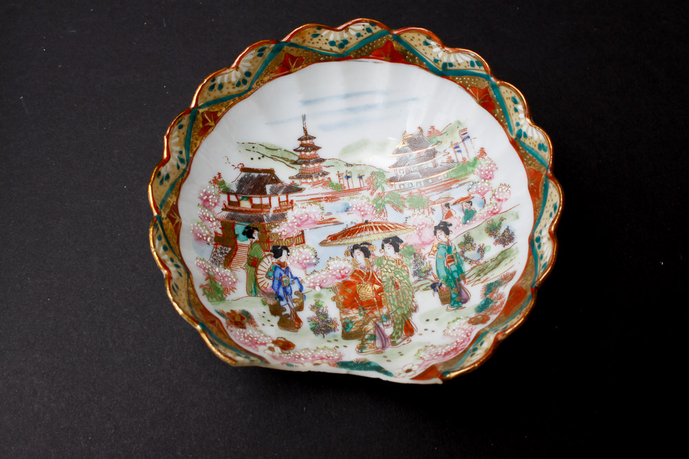 Head Painted Japanese Ceramics