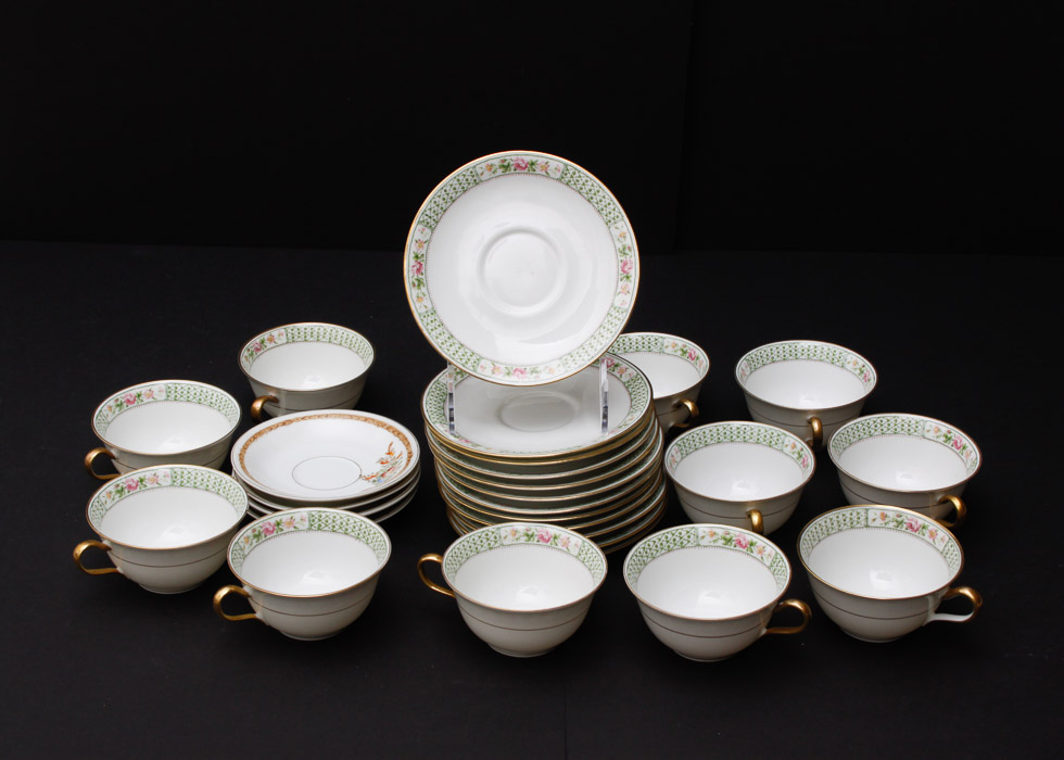 C. Ahrenfelolt Limages France Depose China