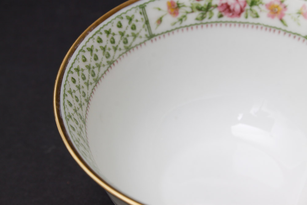 C. Ahrenfelolt Limages France Depose China