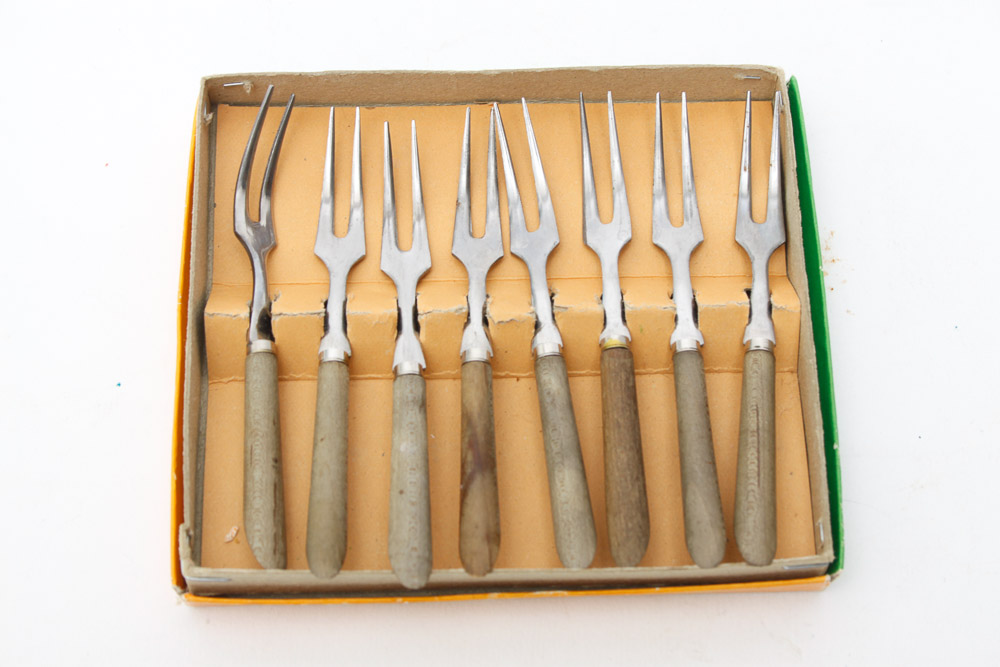 Canape and Dessert Serving Flatware