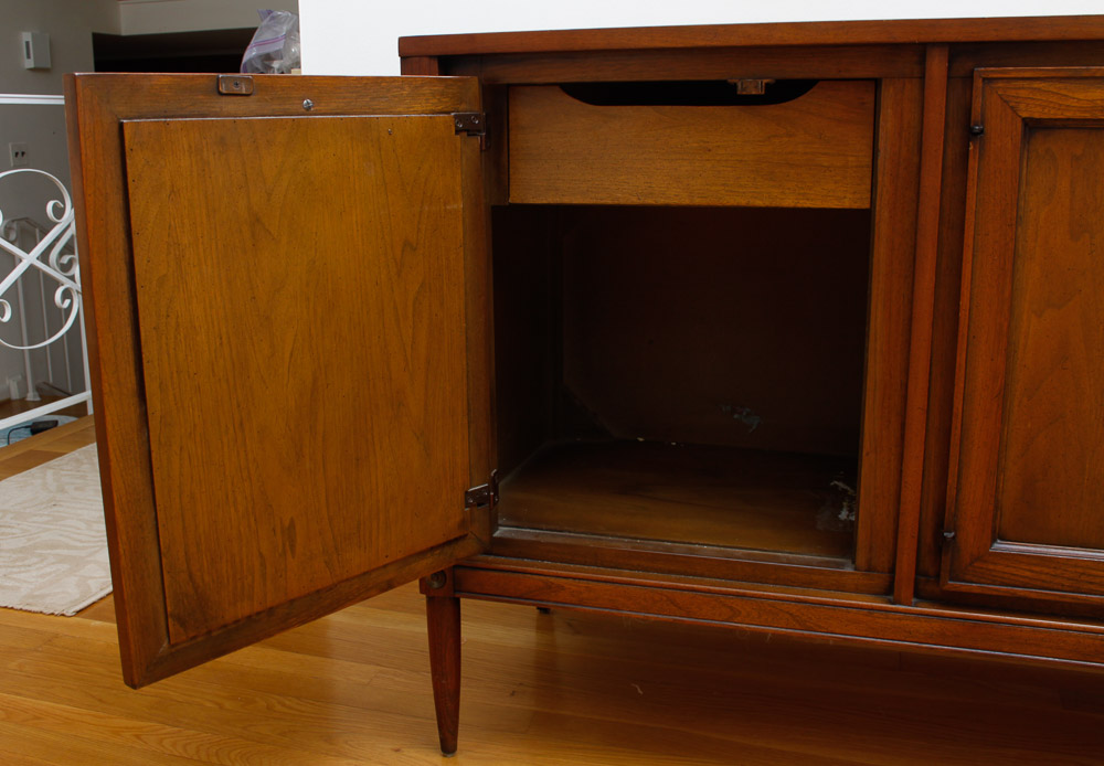 Mid Century Modern Buffers