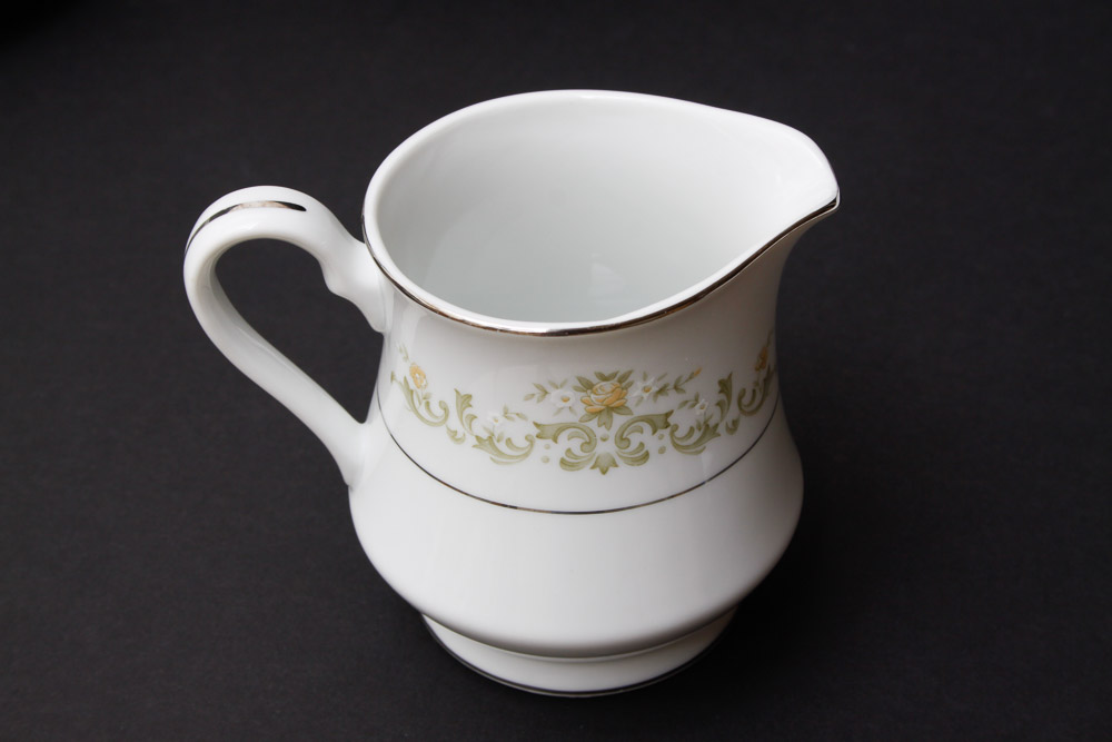 Town House Fine Bone China Set
