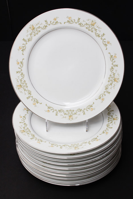 Town House Fine Bone China Set
