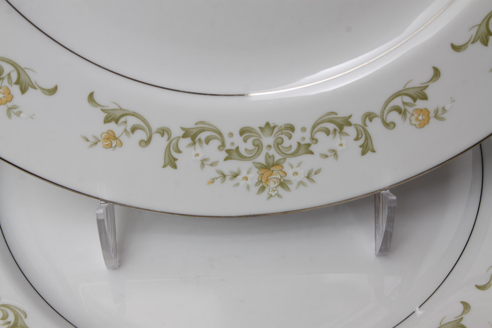 Town House Fine Bone China Set