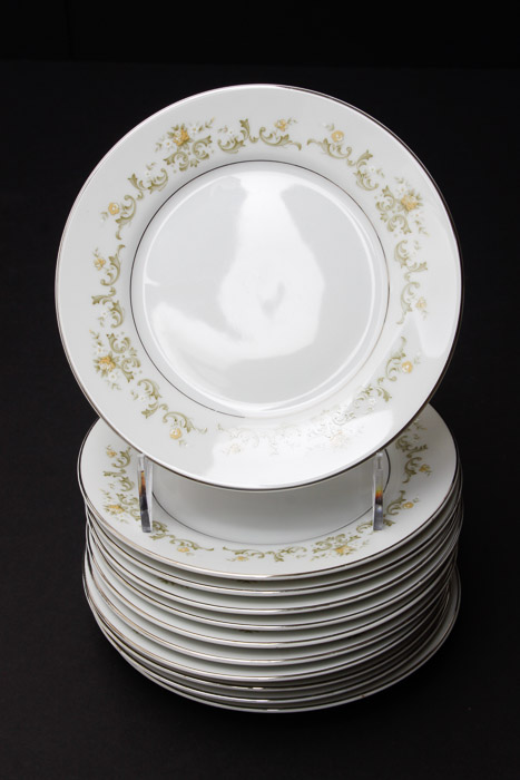 Town House Fine Bone China Set