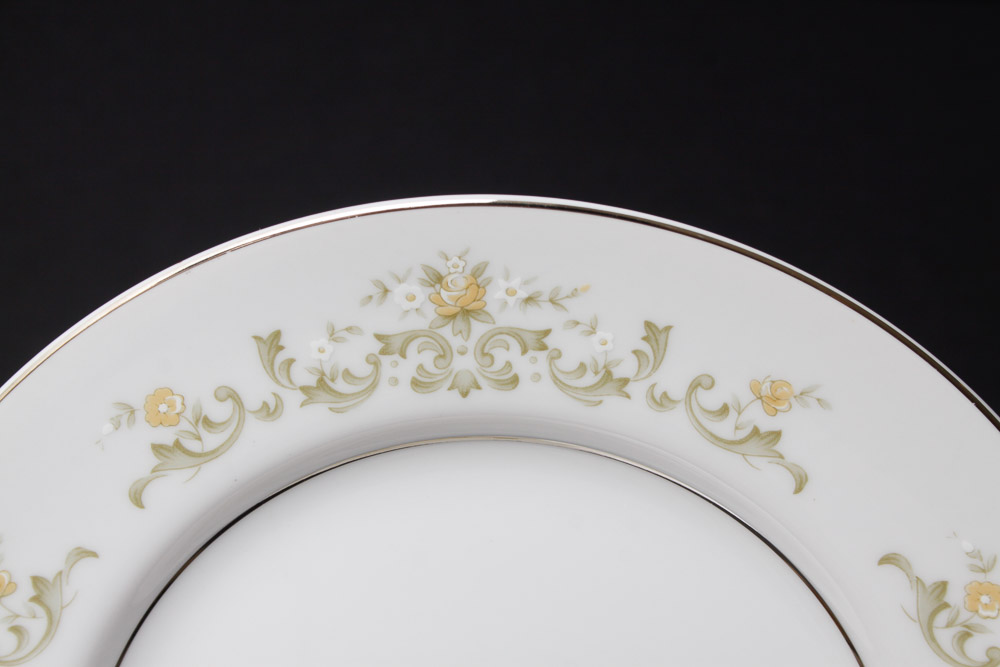 Town House Fine Bone China Set