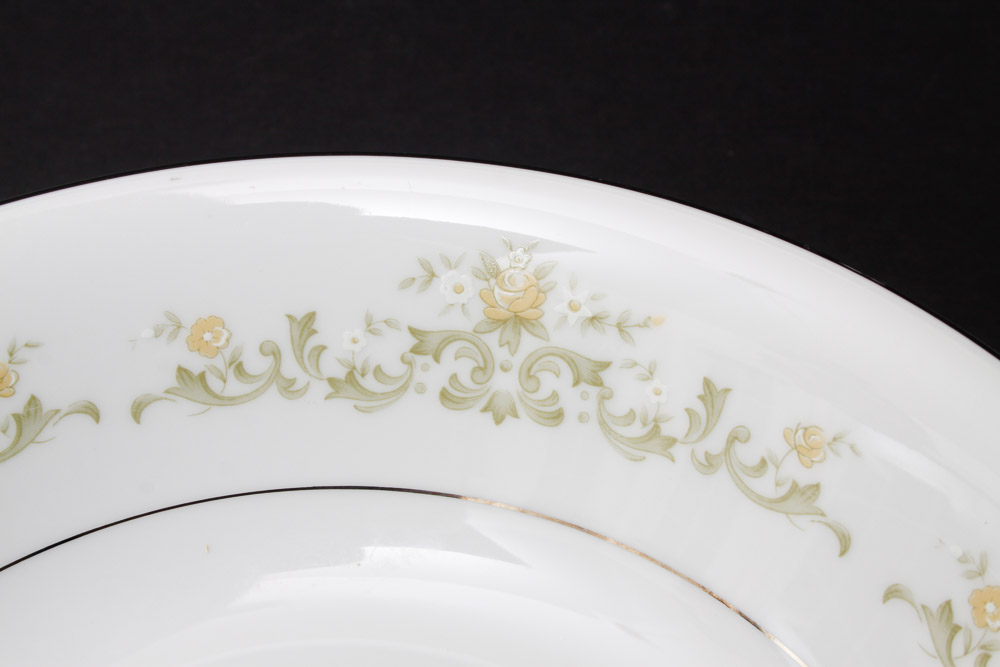 Town House Fine Bone China Set