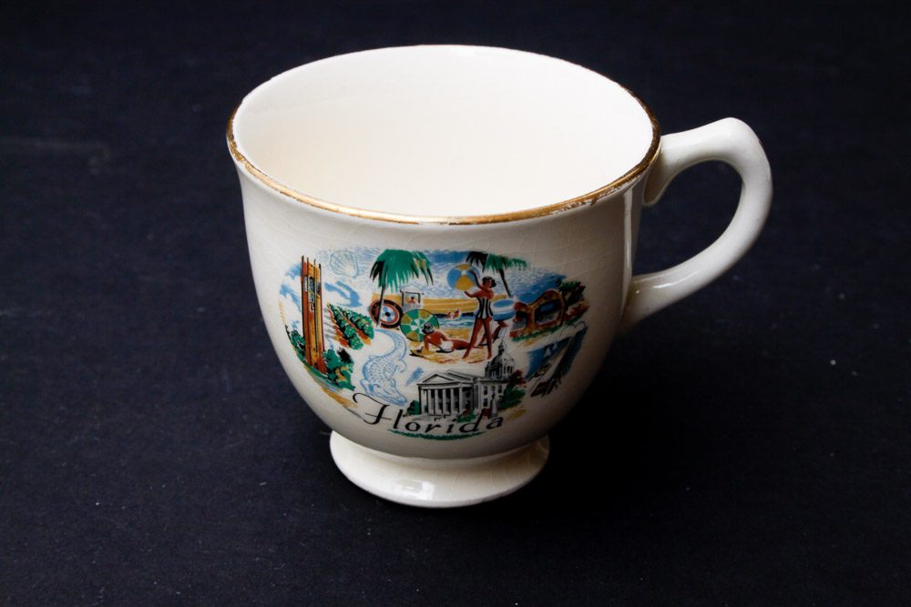 Cat Teapot and a Teacup Collection