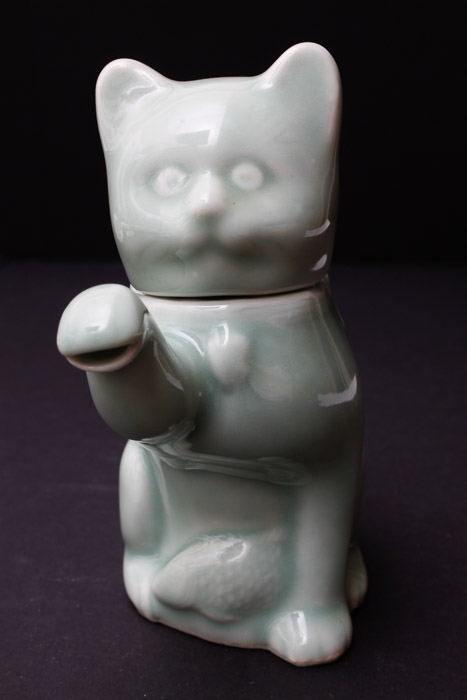 Cat Teapot and a Teacup Collection