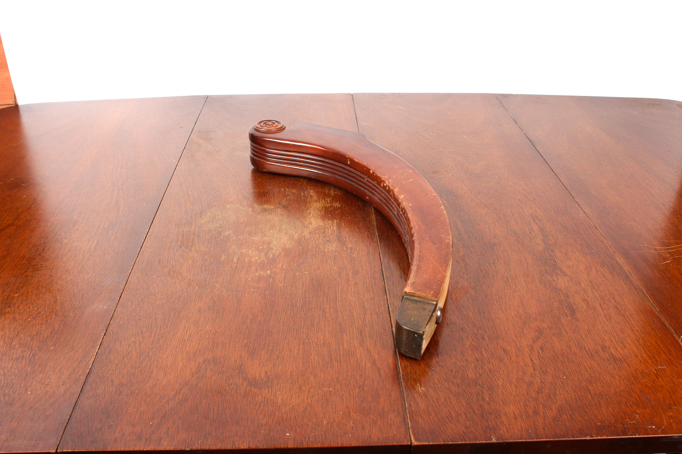 Duncan Phyfe Style Drop Leaf Table