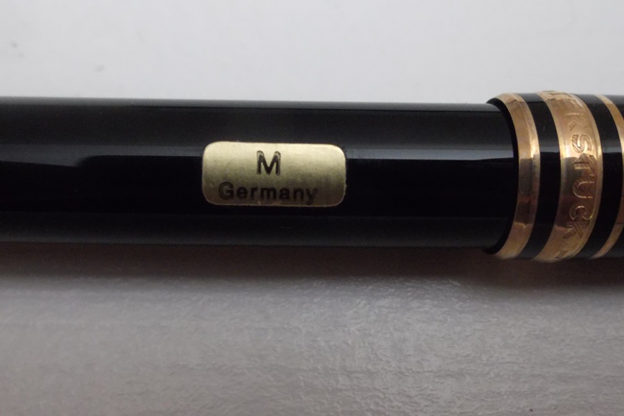 Montblanc Meisterstuck Fountain Pen 4810 14k