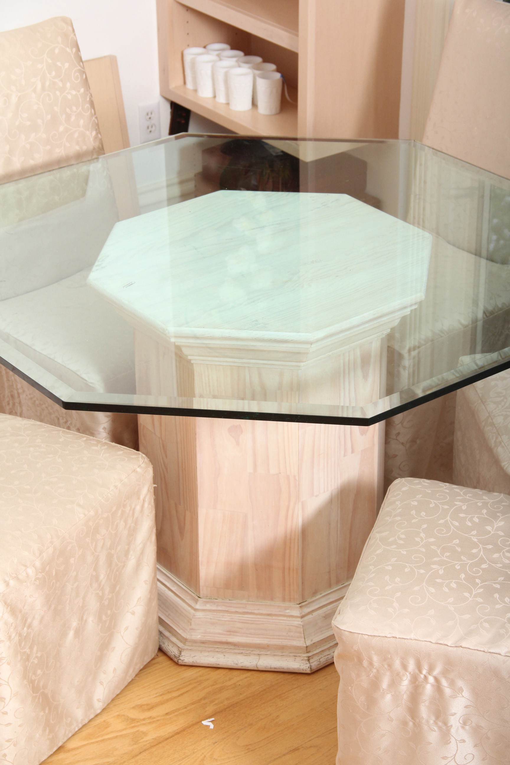 Glass Top Pedestal Table