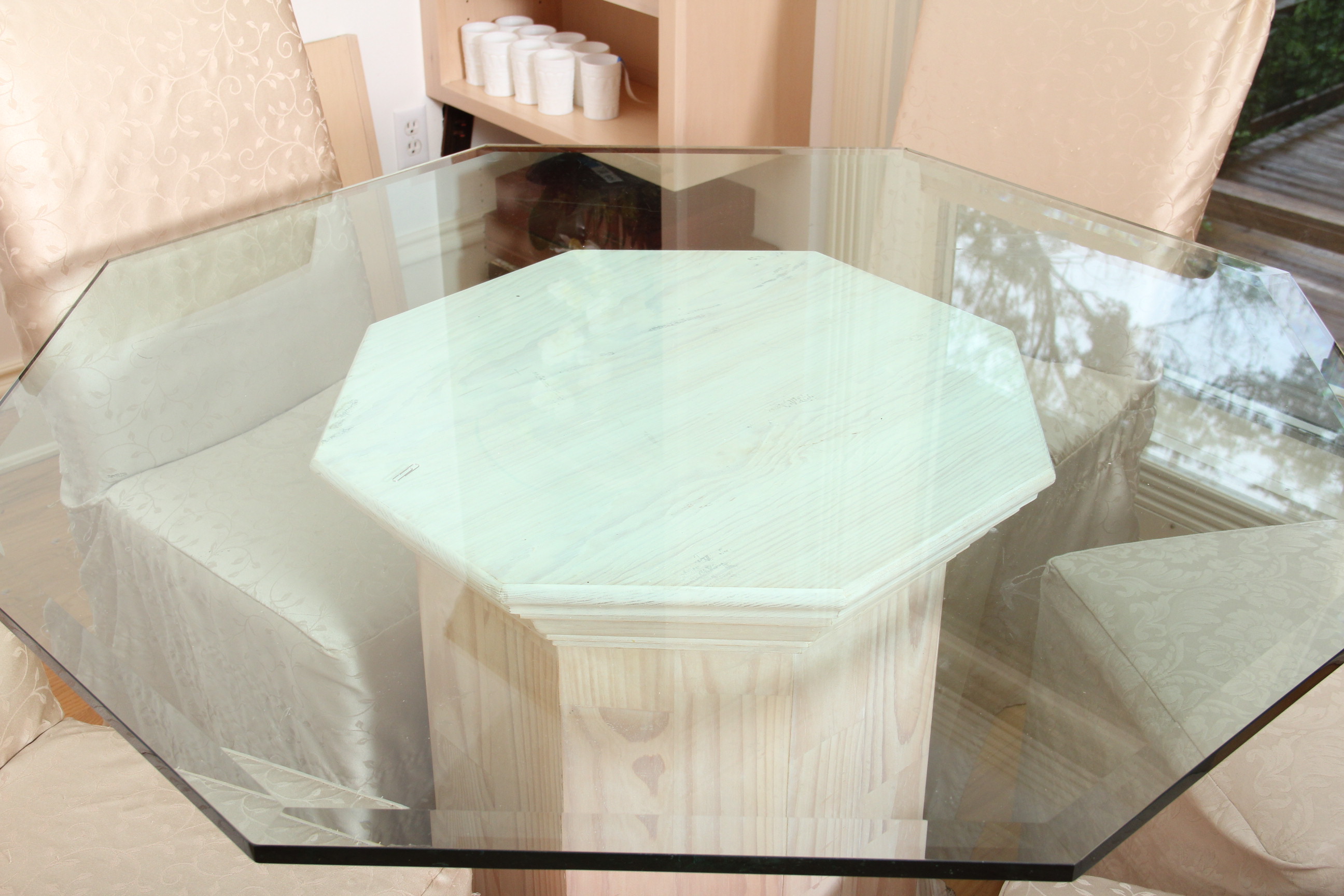 Glass Top Pedestal Table