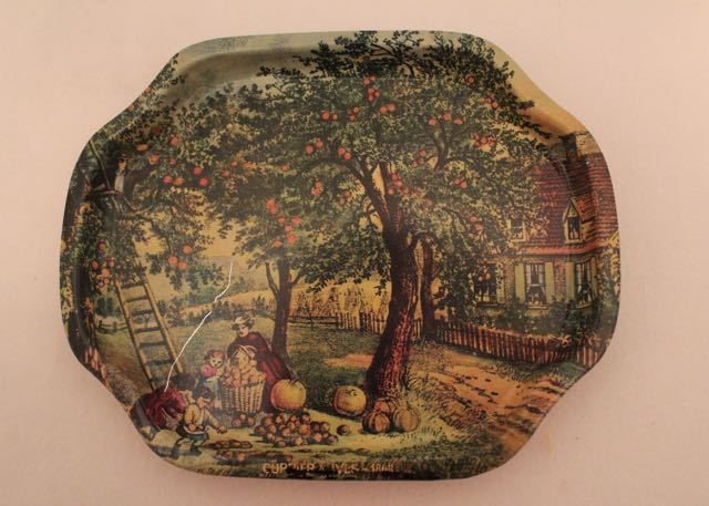 Vintage Currier and Ives Tin Snack Trays