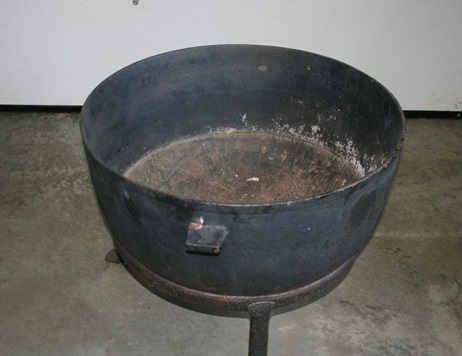 Large Cast Iron Campfire Kettle with Stand