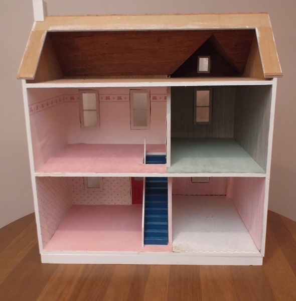 Custom Made Do-it-yourself Doll House