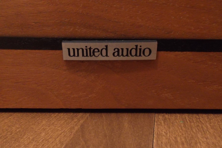 1970's Dual 1228 United Audio Turntable