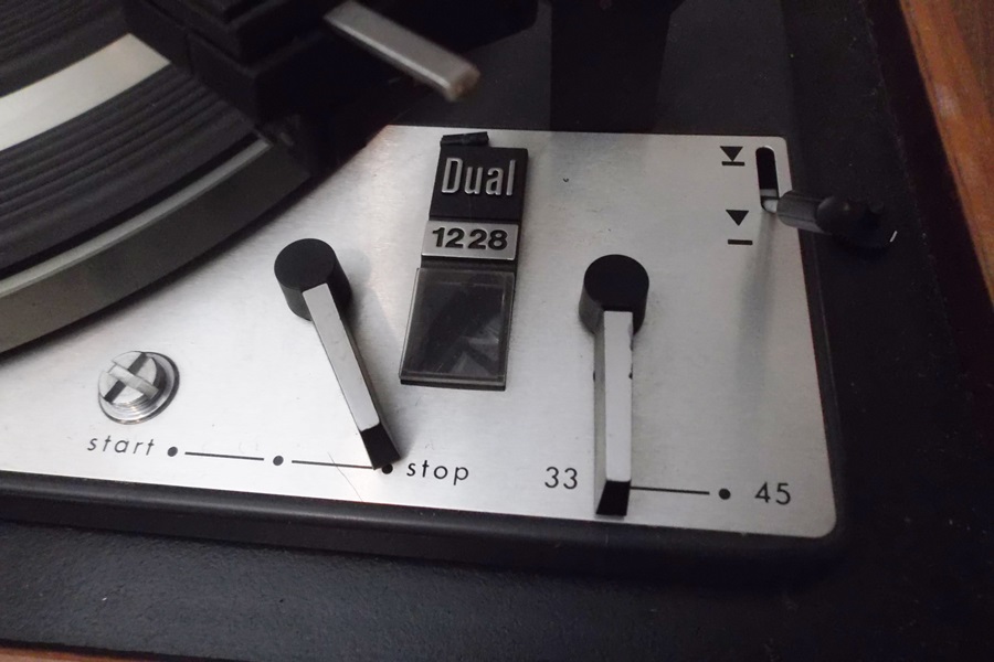 1970's Dual 1228 United Audio Turntable