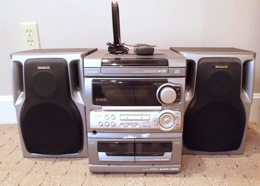 Aiwa Compact Disc Stereo System Model CX-NA303U