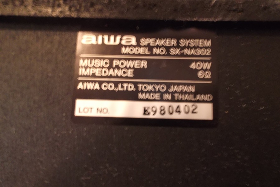 Aiwa Compact Disc Stereo System Model CX-NA303U