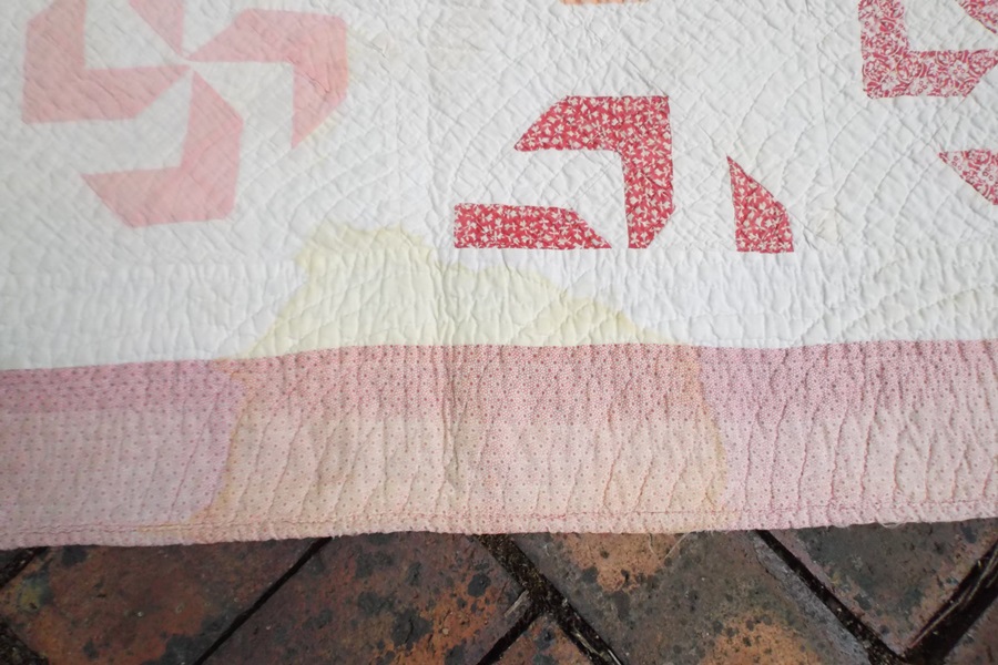 A Vintage Pin Wheel Quit