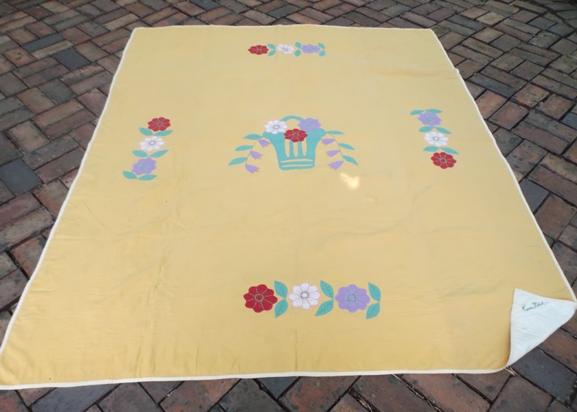 A Vintage Applique Quit