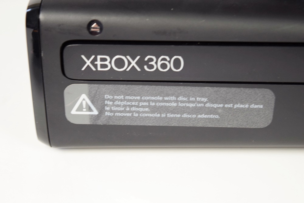 XBox 360 Kinect with Wireless Control and Game