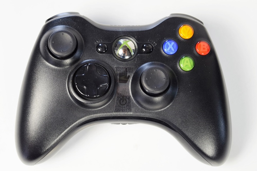 XBox 360 Kinect with Wireless Control and Game