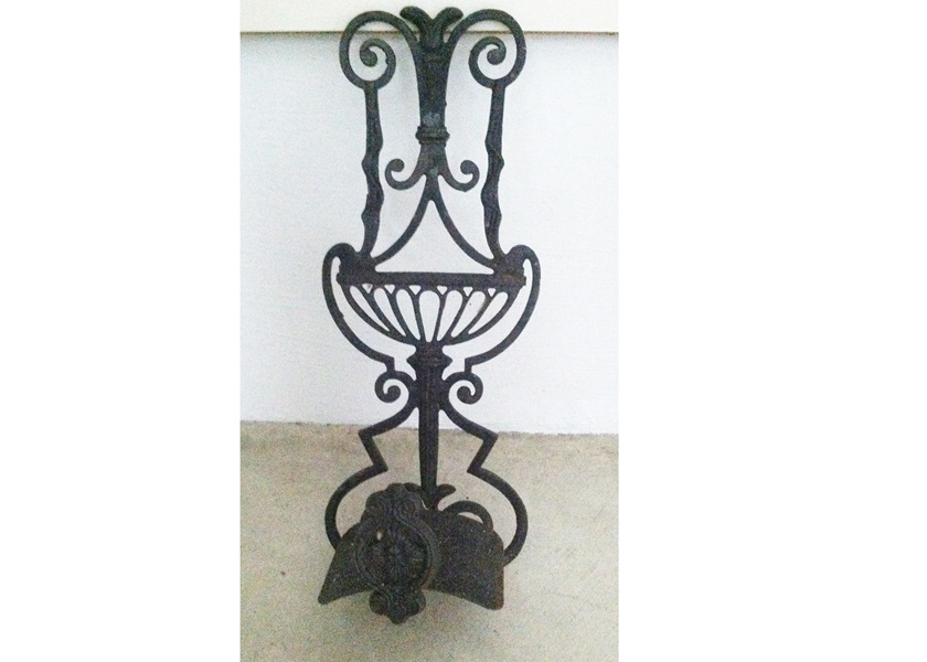 Wall Mounted Cast Iron Garden Hose Cady