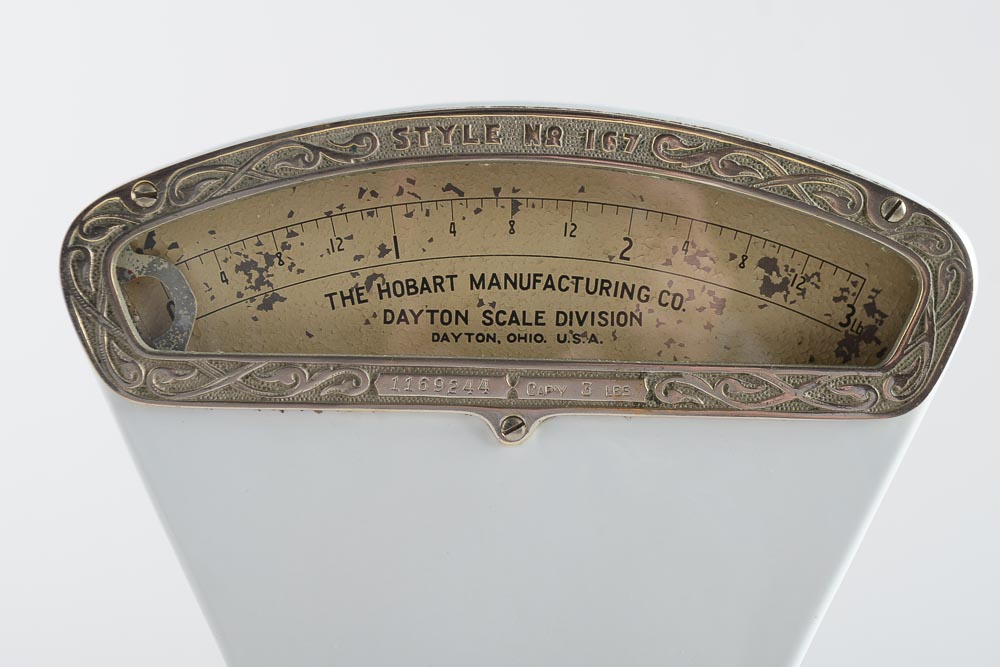 Hobart Manufacturing Vintage Three Pound Candy Scale