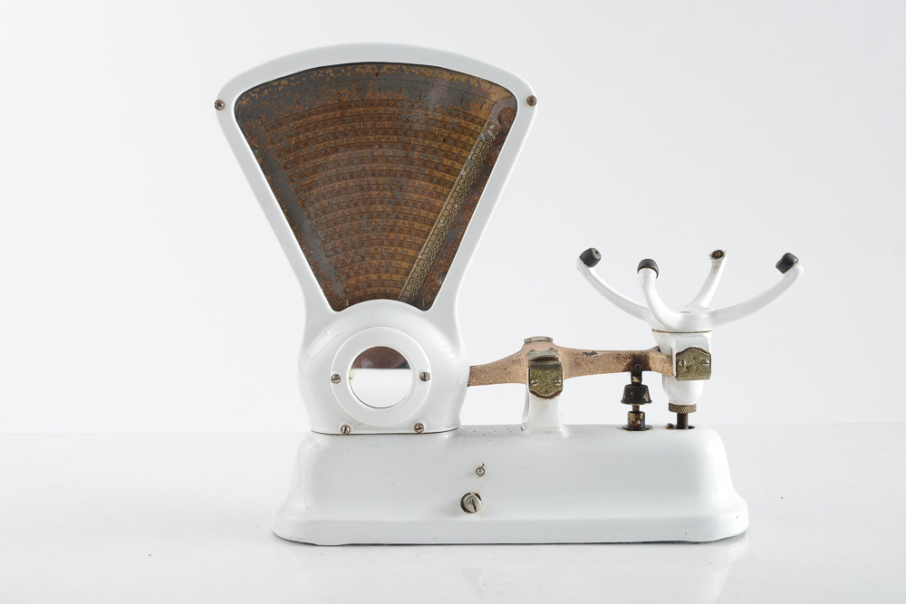 Hobart Manufacturing Vintage Three Pound Candy Scale