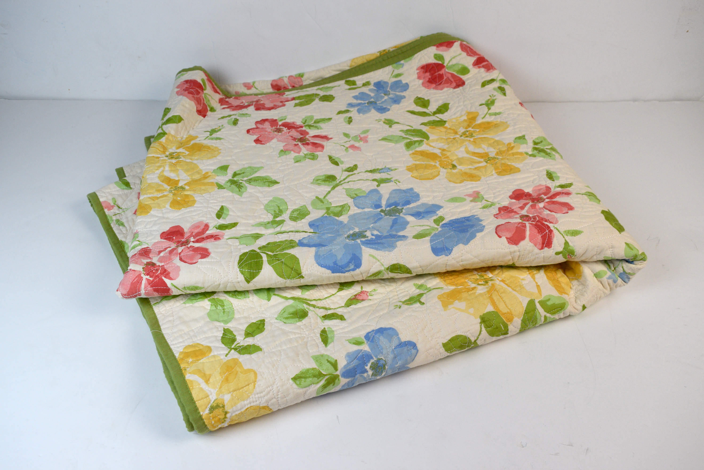 Martha Stewart Collection Full/Queen Comforter