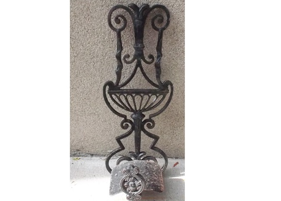 Wall Mounted Cast Iron Garden Hose Cady