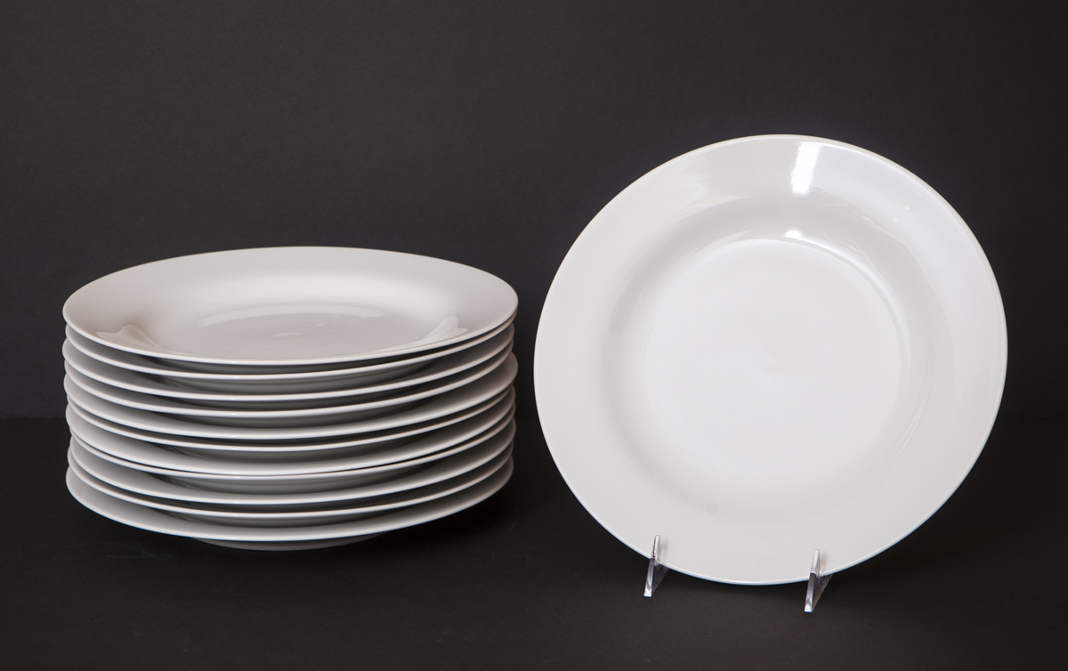 Set of Pottery Barn Dishes