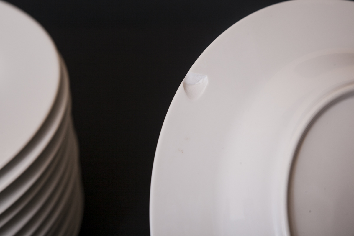 Set of Pottery Barn Dishes