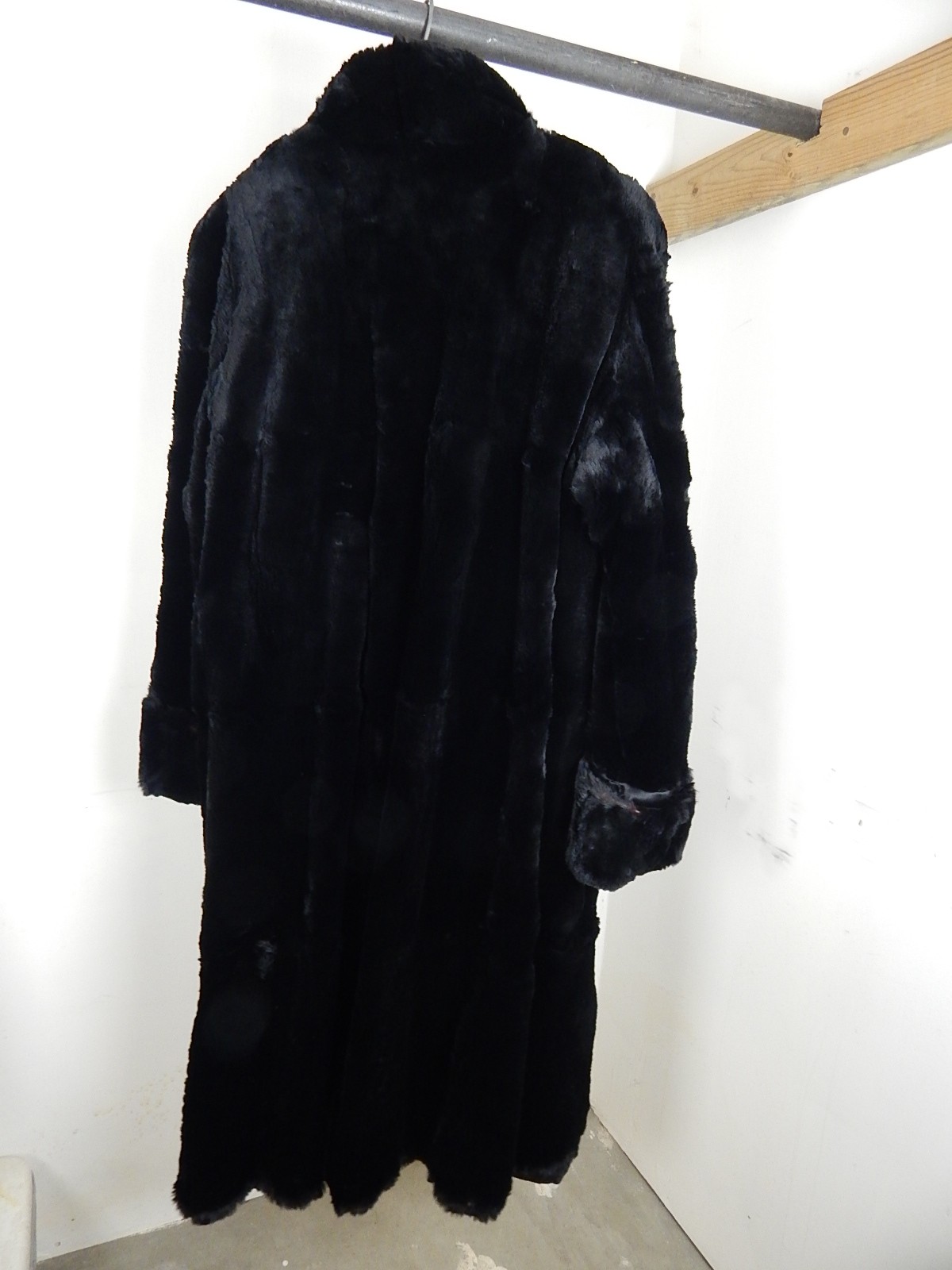 Lady's 1940's Vintage Black Seal Fur Coat