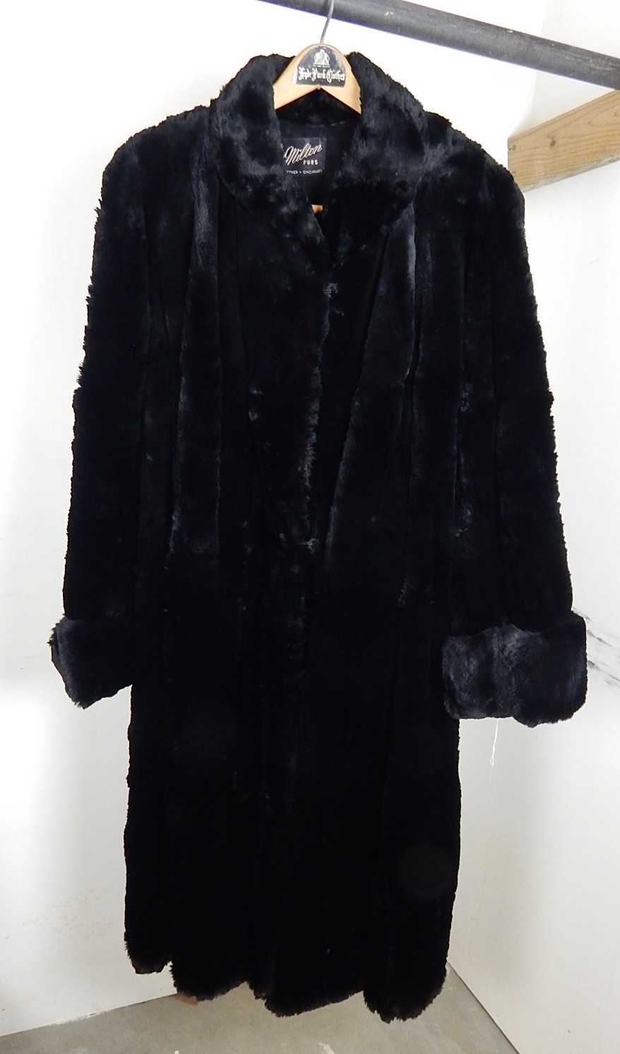 Lady's 1940's Vintage Black Seal Fur Coat