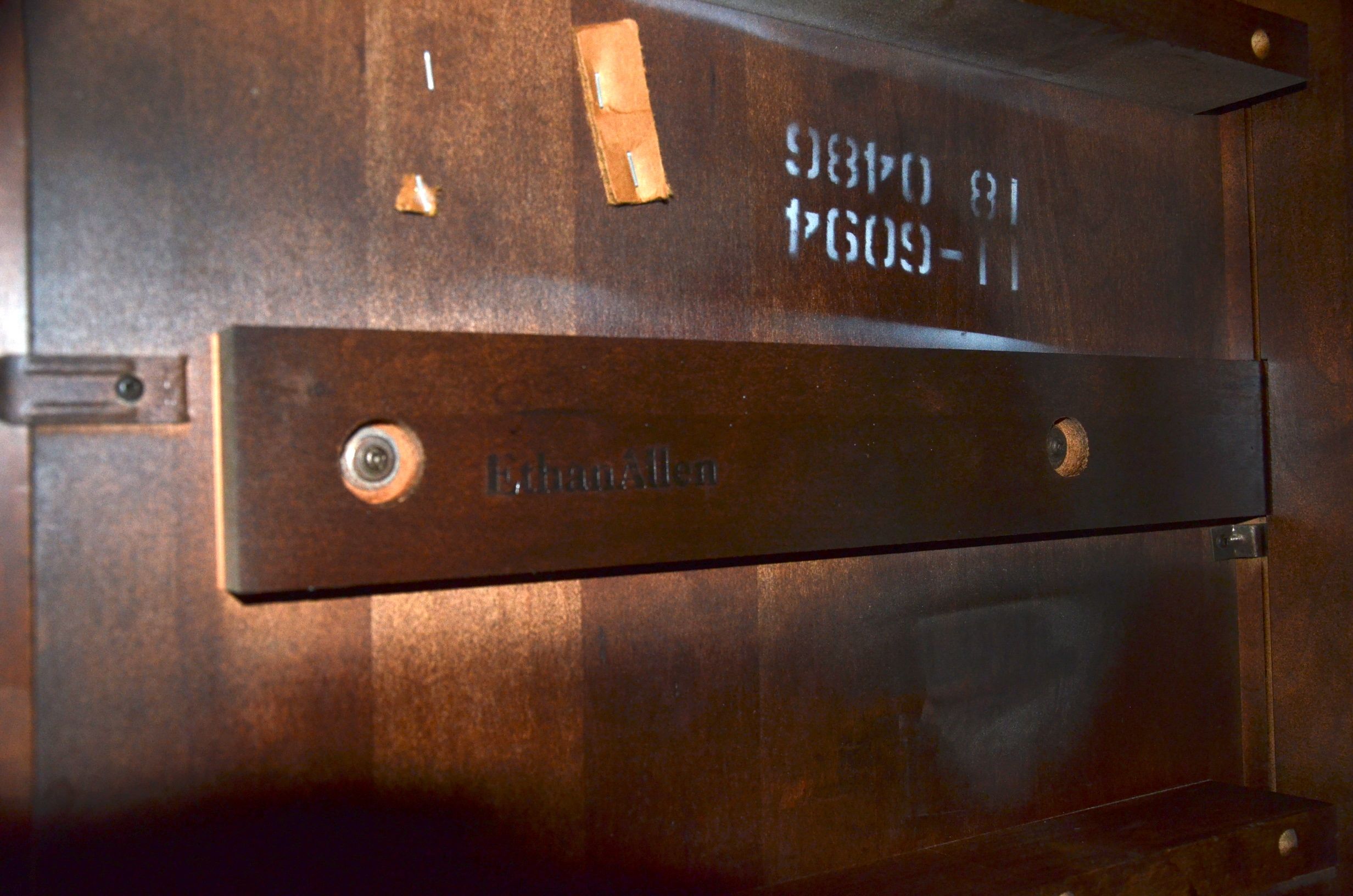 Ethan Allen Dining Room Table