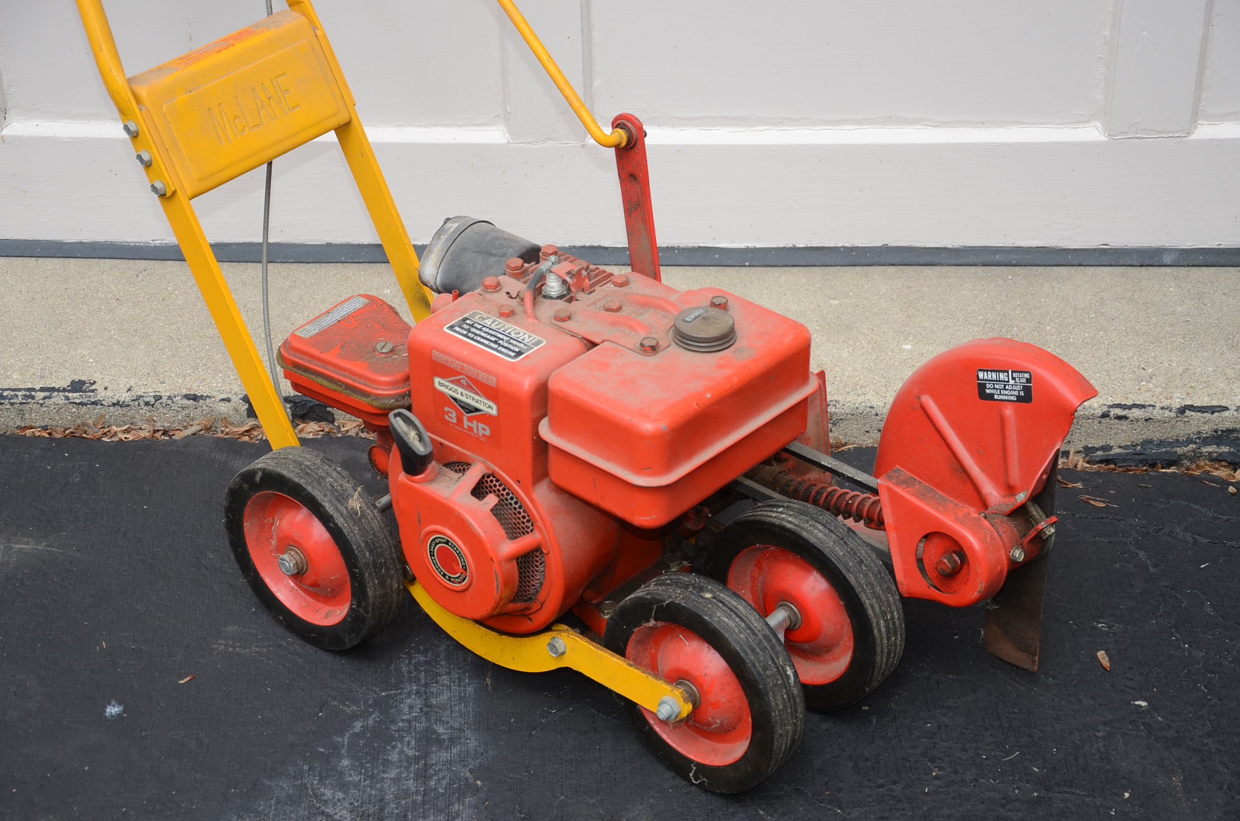 McLane 3HP Lawn Edger