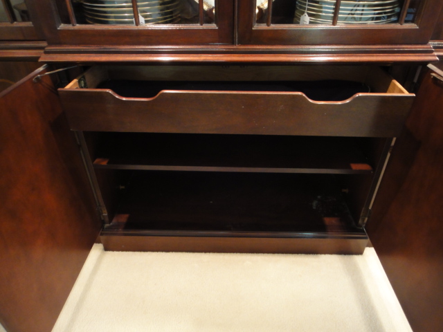 Baker Furniture Historic Charleston Mahogany China Cabinet