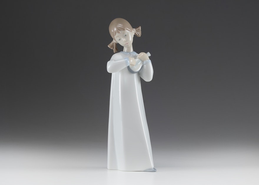 Retired Lladro Girl with Guitar Figurine